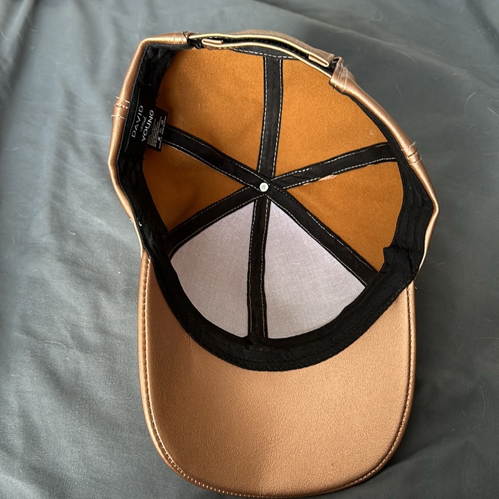 Bronze cap - Picture 4 of 4